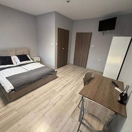 Noclegi Europol Siemianowice Śląskie Buitenkant foto